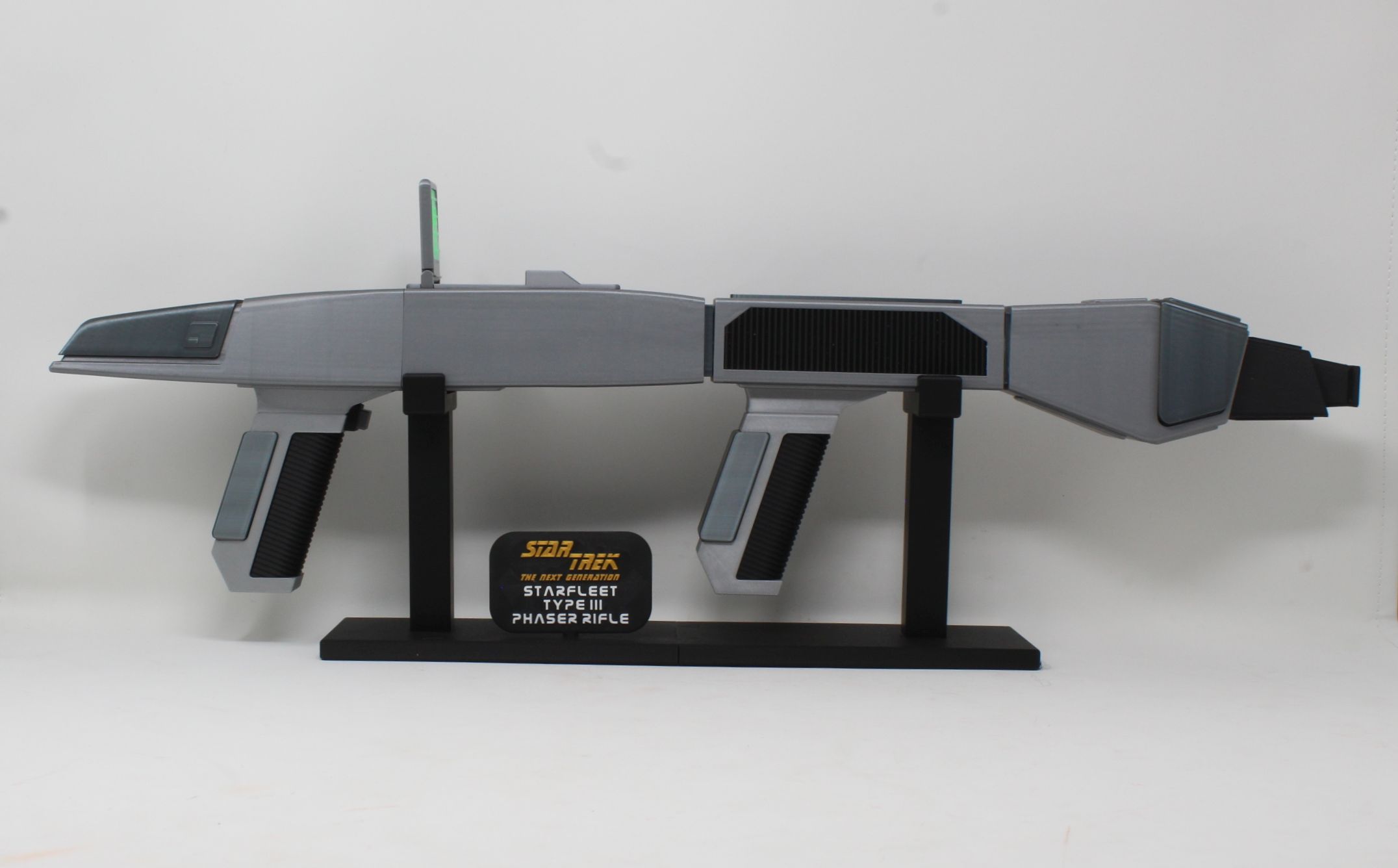Star Trek The Next Generation Type III Phaser Rifle Prop Cosplay Fan Art TNG V1