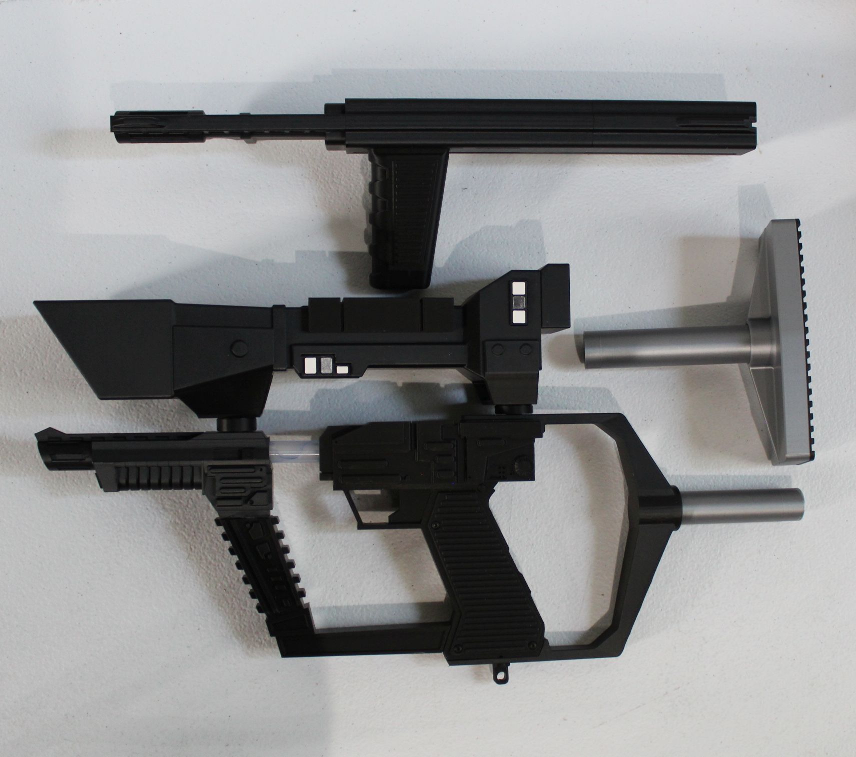 "V" the "Visitors" Laser Sniper Rifle - Image 6